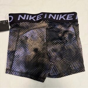 Nike Woman’s Pro 3” Dri Fit Shorts, New With Tag, Size Small